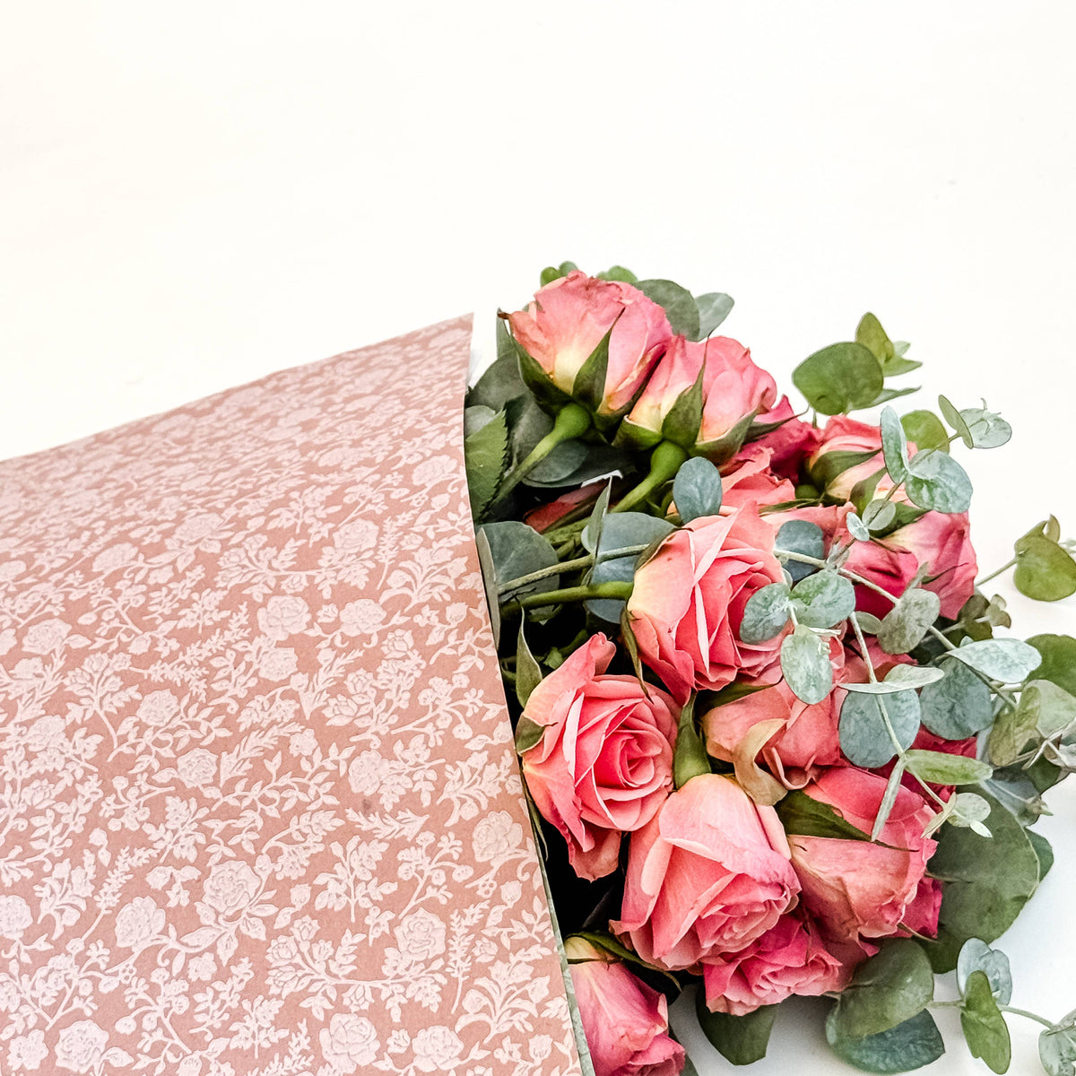Ecowaterproof Kraft 70cm x 50m LIBERTY Rosa Vintage/Blanco