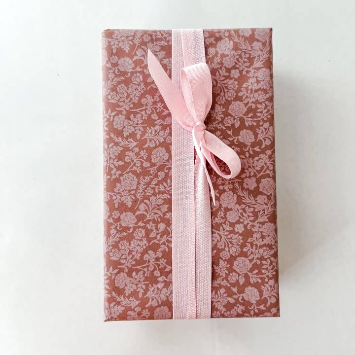 Bobine Kraft 70 cm x 100 m LIBERTY Rose Vintage/Blanc