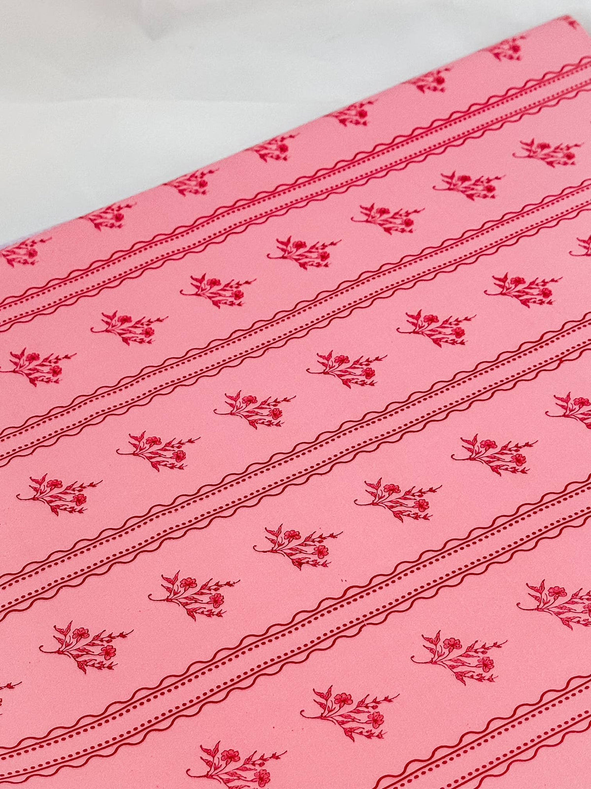 Tissue Paper 25 sheets 86x62cm FIR Candy Pink/Red