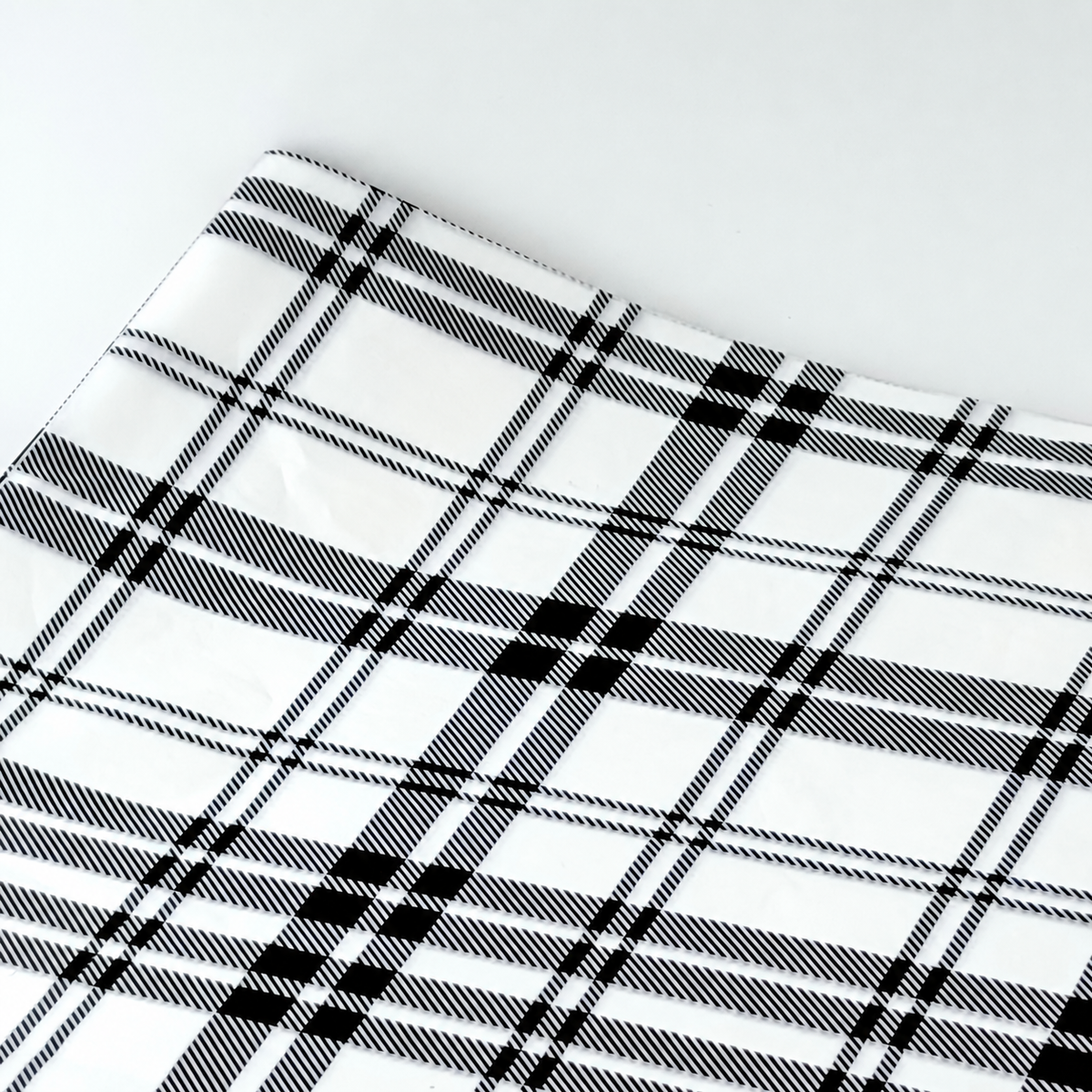 Papel Seda 25 Hojas 62x86cm TARTAN Negro